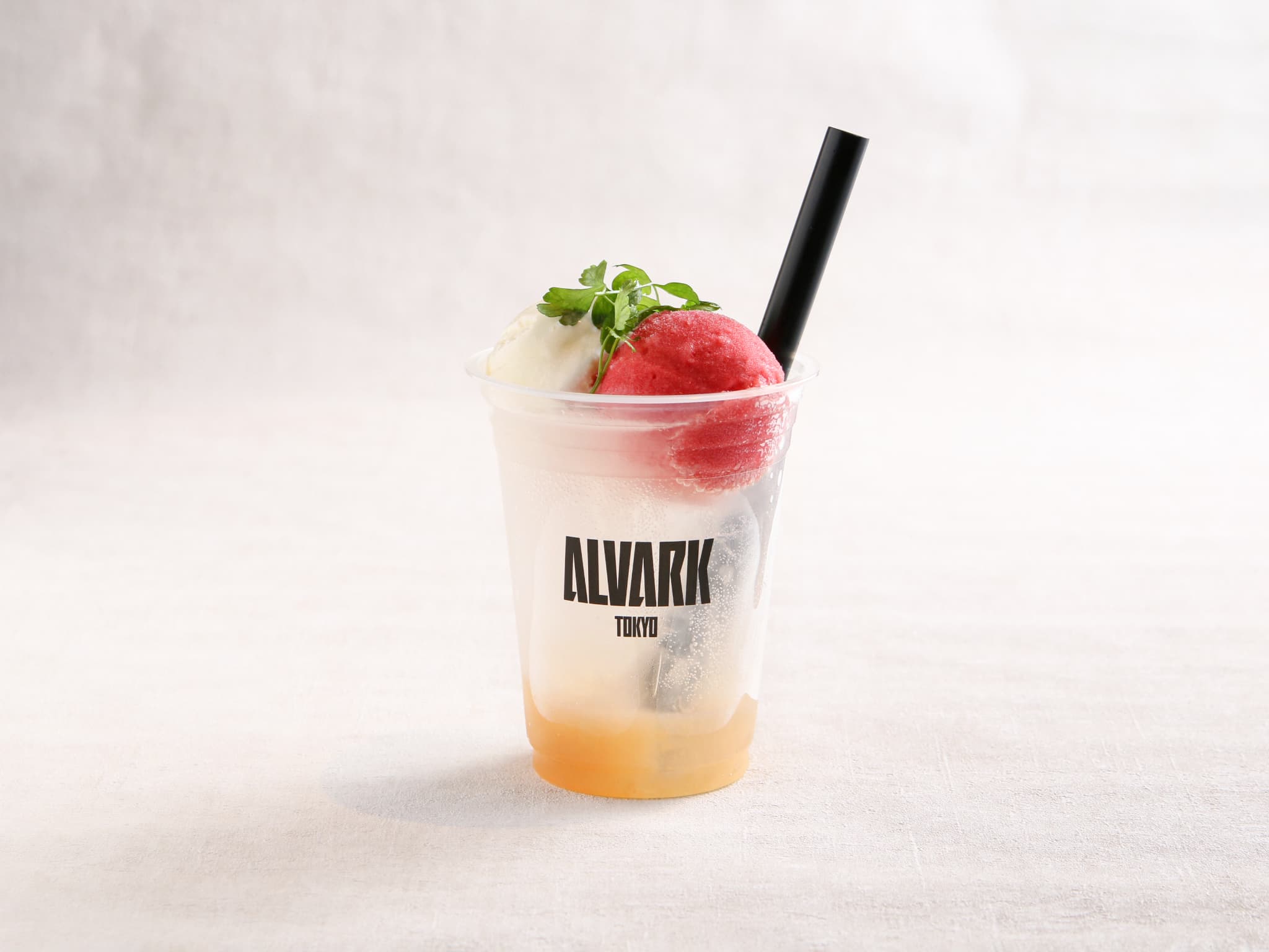 福澤選手コラボメニュー「しゅわっと爽快！ピーチメルバ」