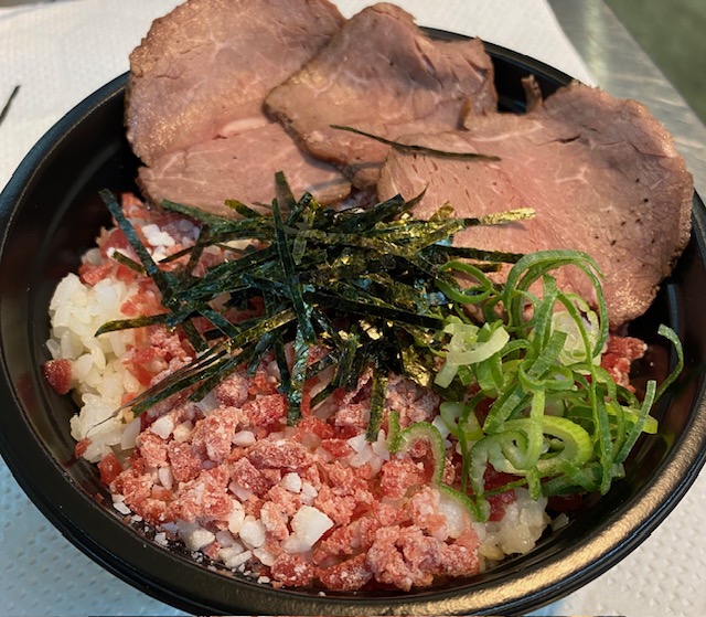 スパイス「牛とろとろ丼」