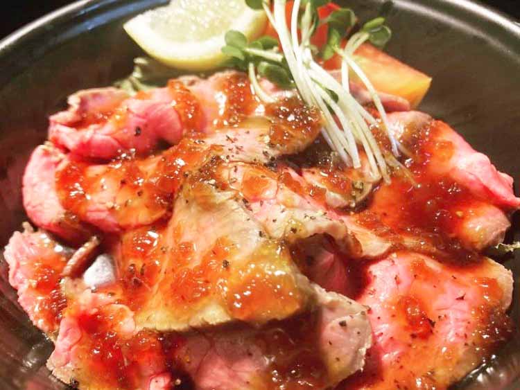 国産牛ローストビーフ丼