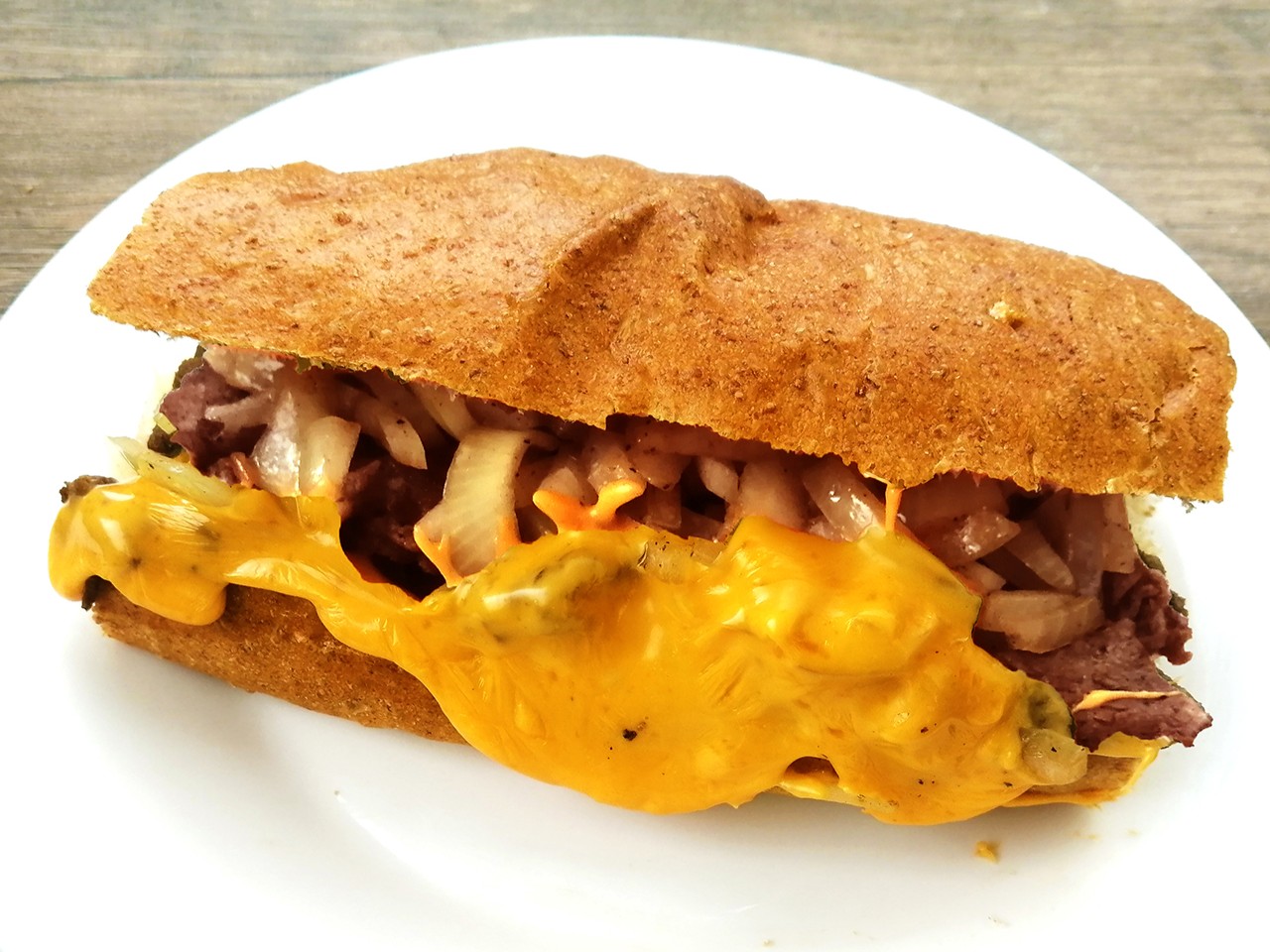 自家製パンハワイアンチーズステーキサンド