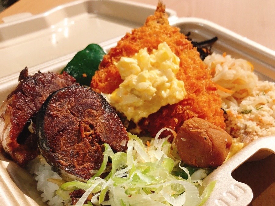 鯖の黒煮あじフライ弁当