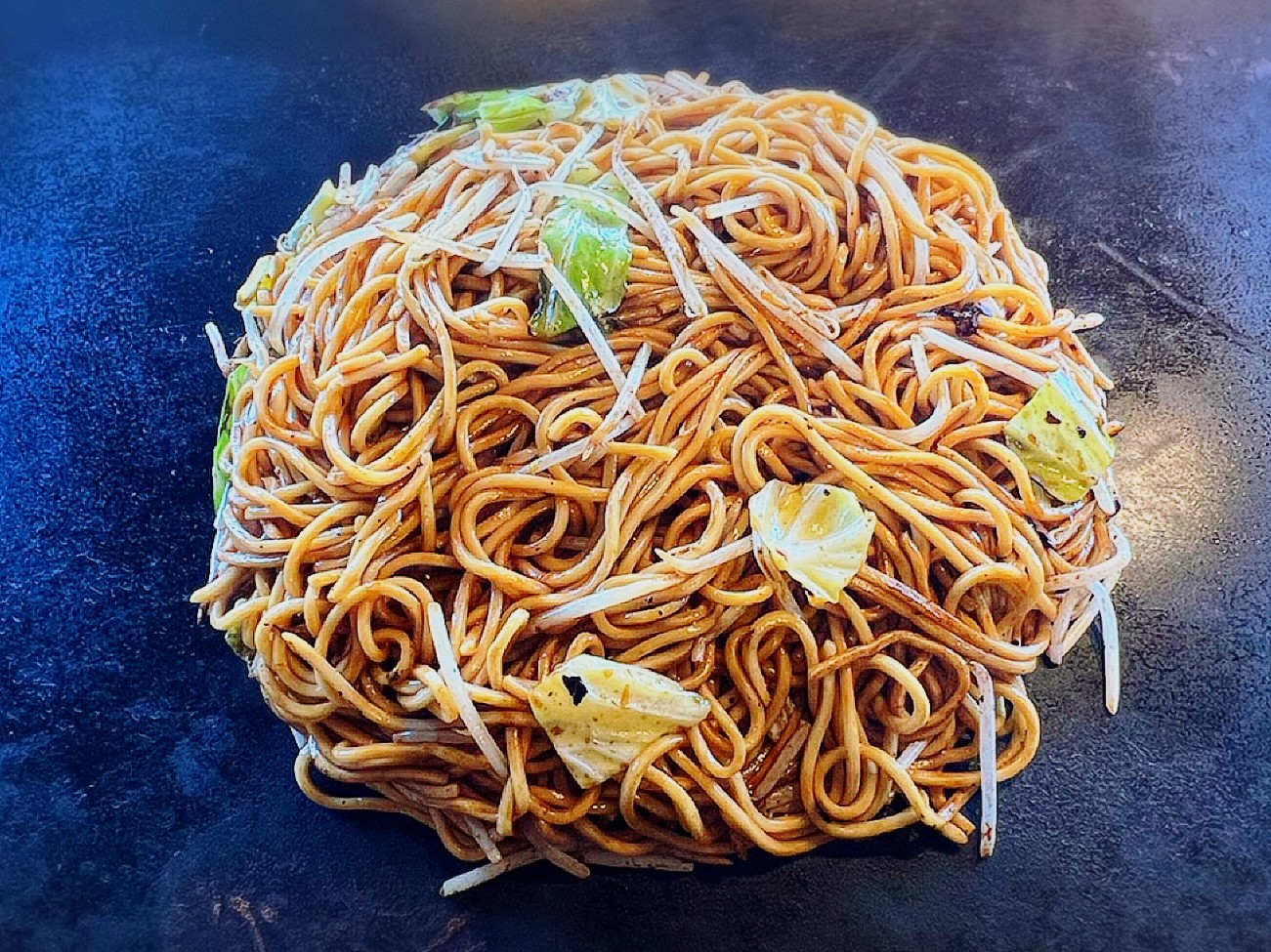 大阪焼きそば・ソース(東京産キャベツ使用)