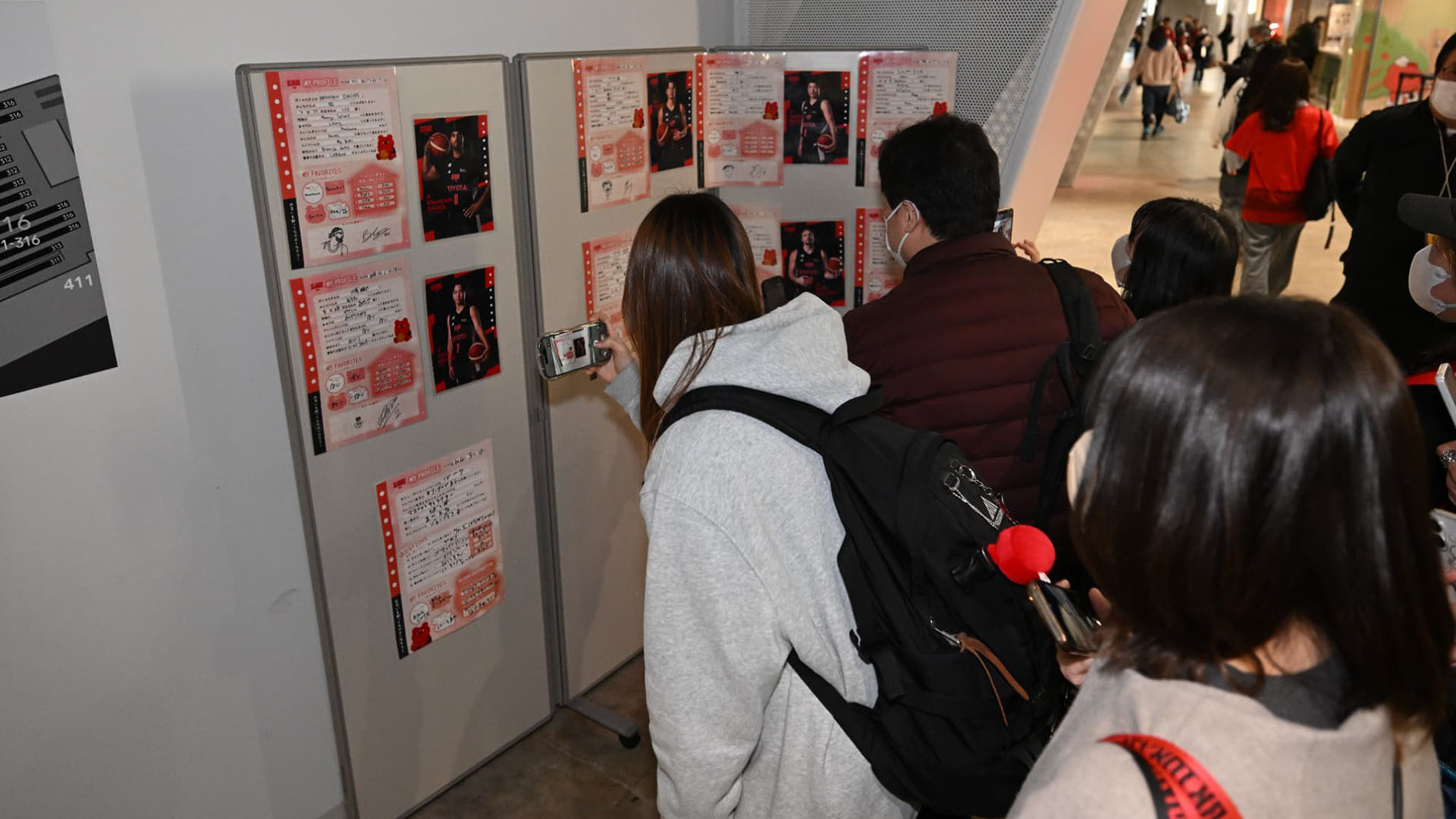 [Revival] 選手・チア・ルークのプロフィール帳 展示