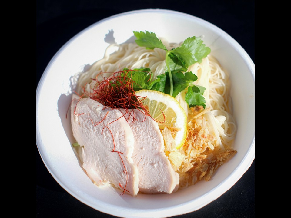 自家製葱油の油素麺