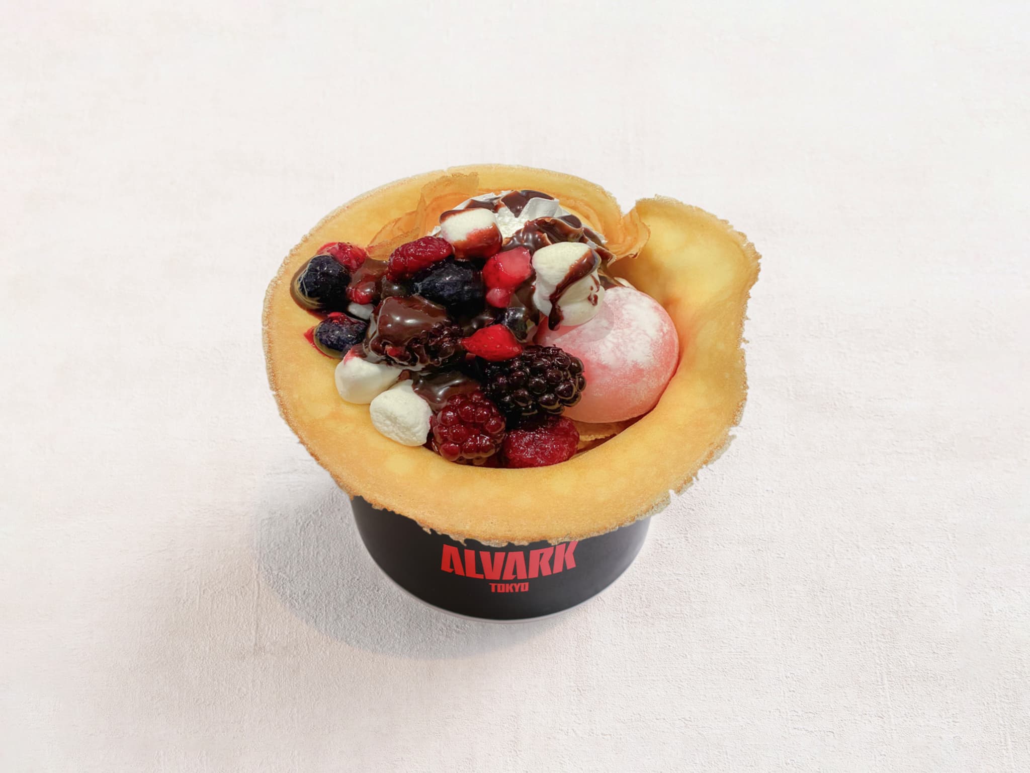 フィーラー選手コラボメニュー「クレープアイスパフェ」