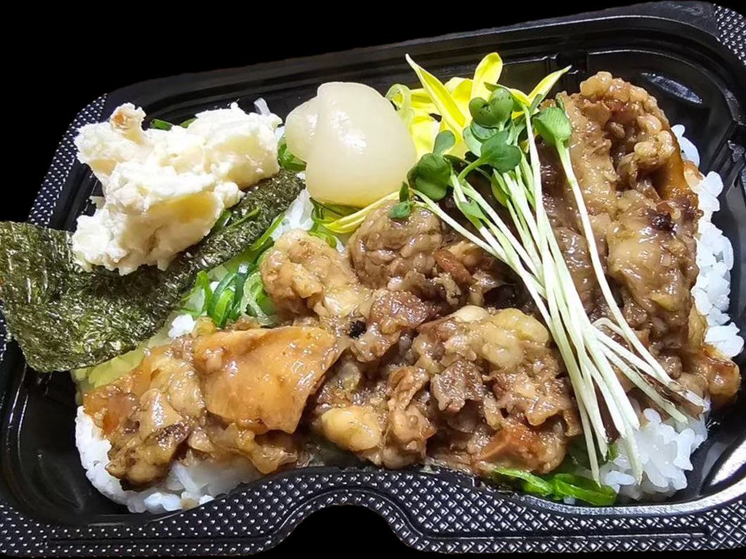 牛すじ煮込み飯