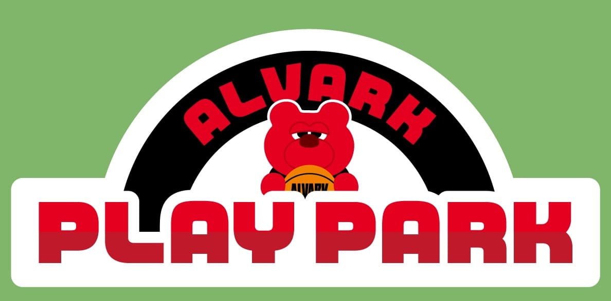 屋外「ALVARK PLAY PARK」
