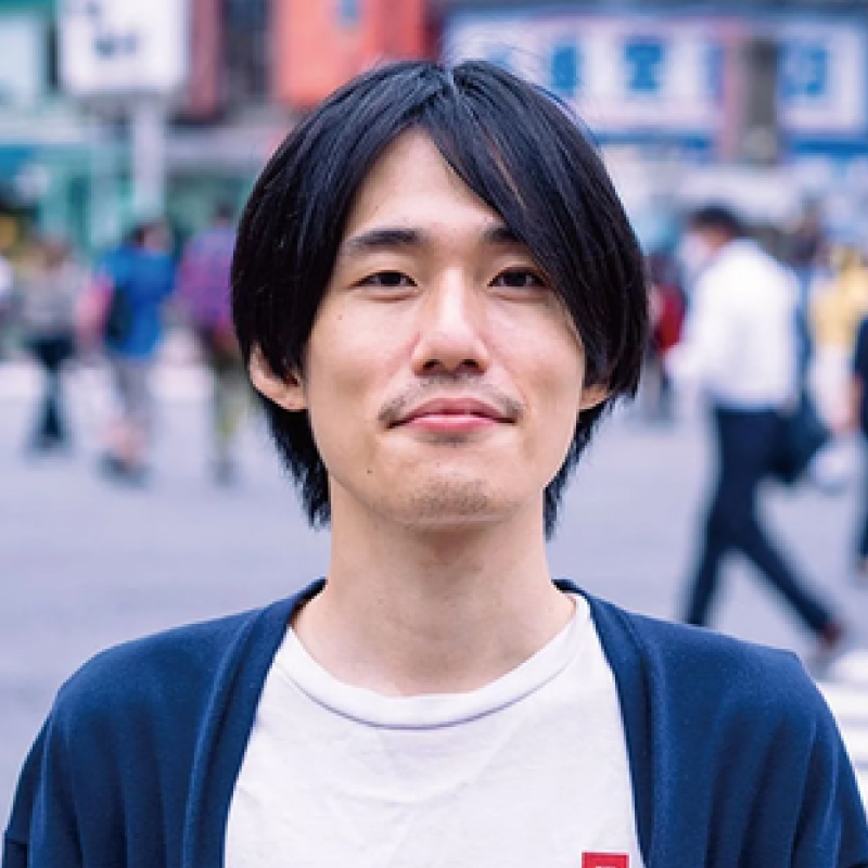 村井 亮介 氏
