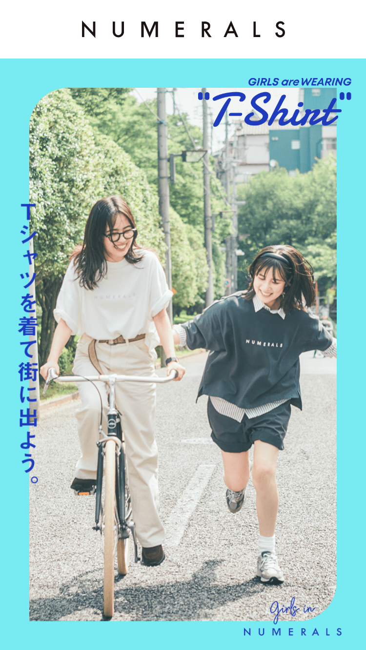 Girls are wearing “T-shirt”