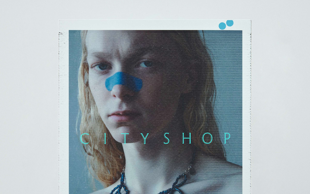 GENTLE WOMAN - Way of expressing individuality