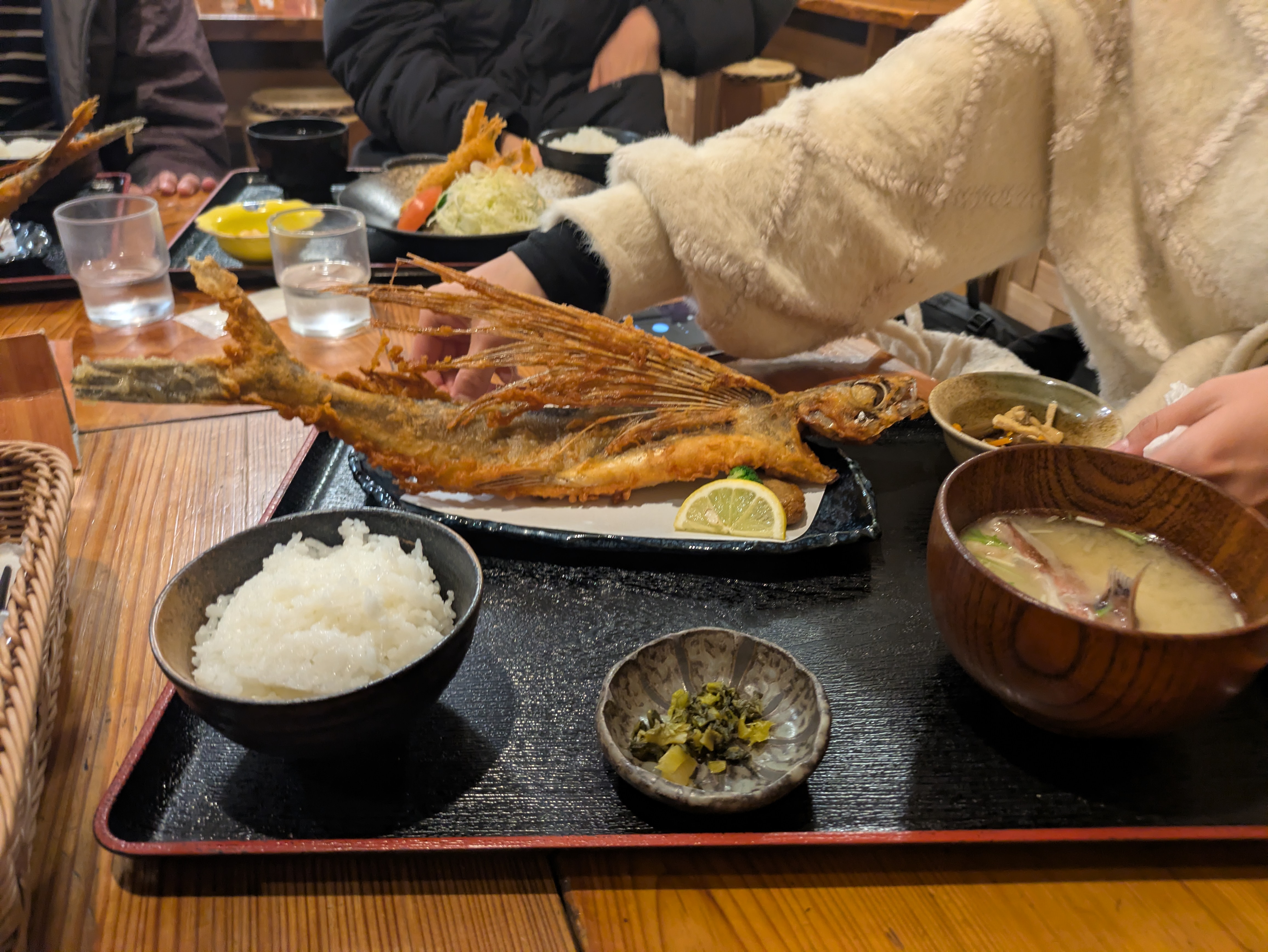 トビウオの素揚げの写真