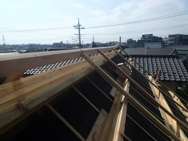 屋根上暑い