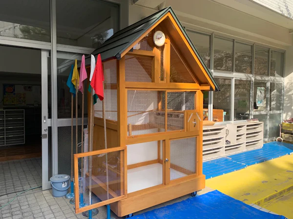 鳥小屋搬入