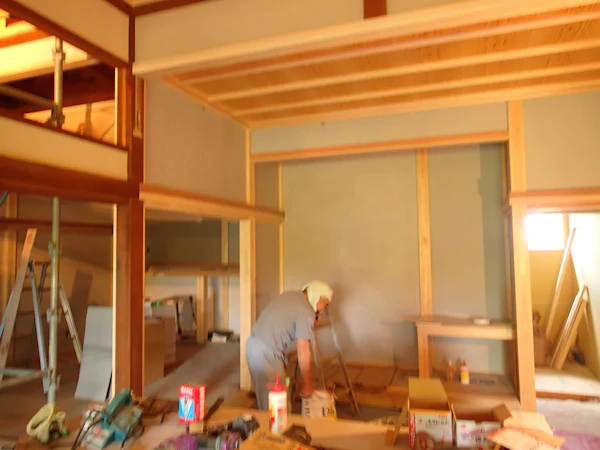 天井造作中