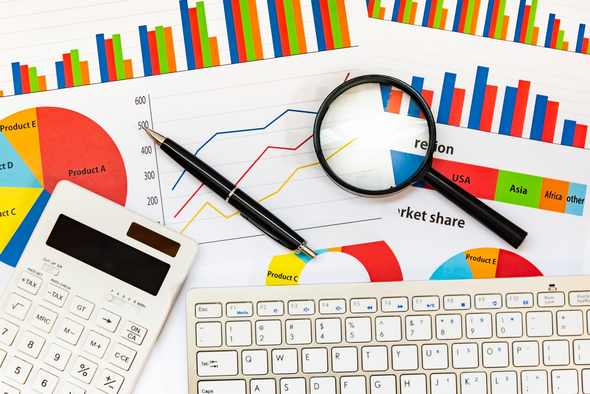 ドメインネームはどれだけ取得するもの？業界別取得数を検索してみた。【化粧品/日用品業界ランキング】～ホスト名の決め方、管理手法の知識を広げよう～