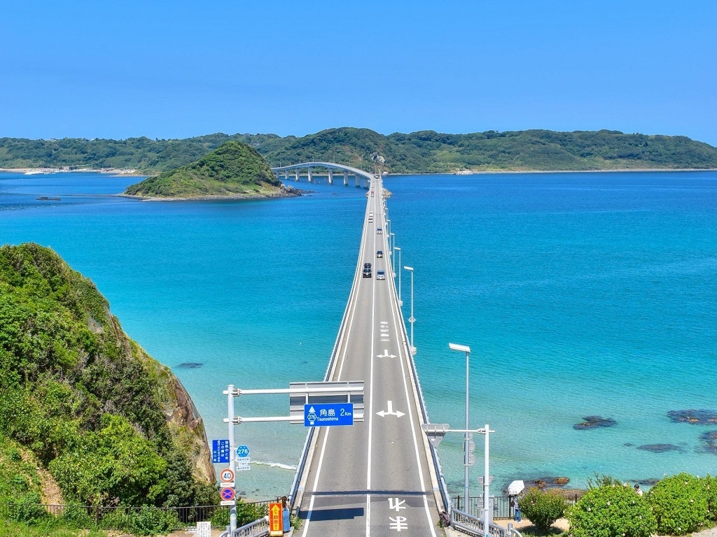 一生に一度は行きたい 角島大橋 Cmで話題の絶景橋を見に行こう Recotrip レコトリップ