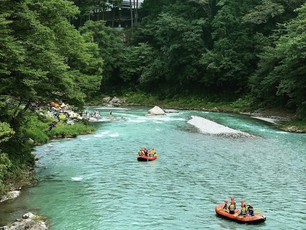 東京の奥多摩 鳩ノ巣渓谷 の大自然でリフレッシュ ハイキングや紅葉も楽しめる Recotrip レコトリップ