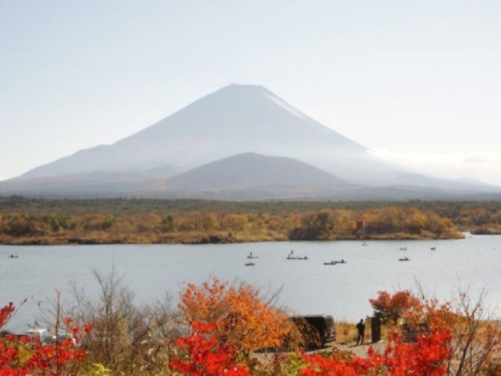 息をのむほど美しい 富士五湖の1つ 精進湖 へ富士山の絶景を見に行こう Recotrip レコトリップ