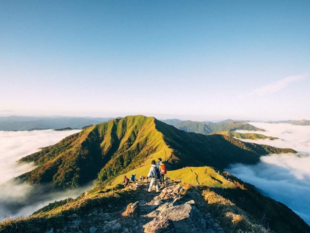 2024年】国内の登山の名所30選《全国の山登りスポット！初心者向けから上級者向けまで》｜RECOTRIP（レコトリップ）