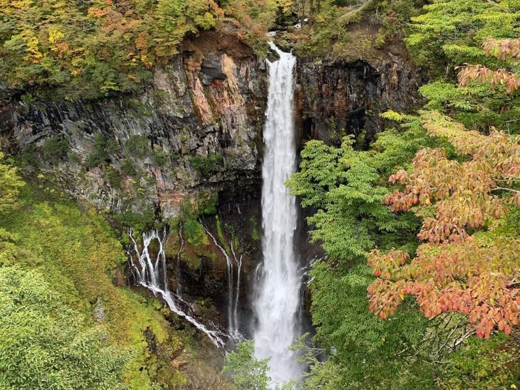 華厳の滝 日光が誇る日本三大名瀑の一つ 歴史 アクセス 周辺観光も紹介 Recotrip レコトリップ
