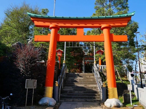 22年 東京都 紅葉の神社はココ みんなに人気のスポットtop14