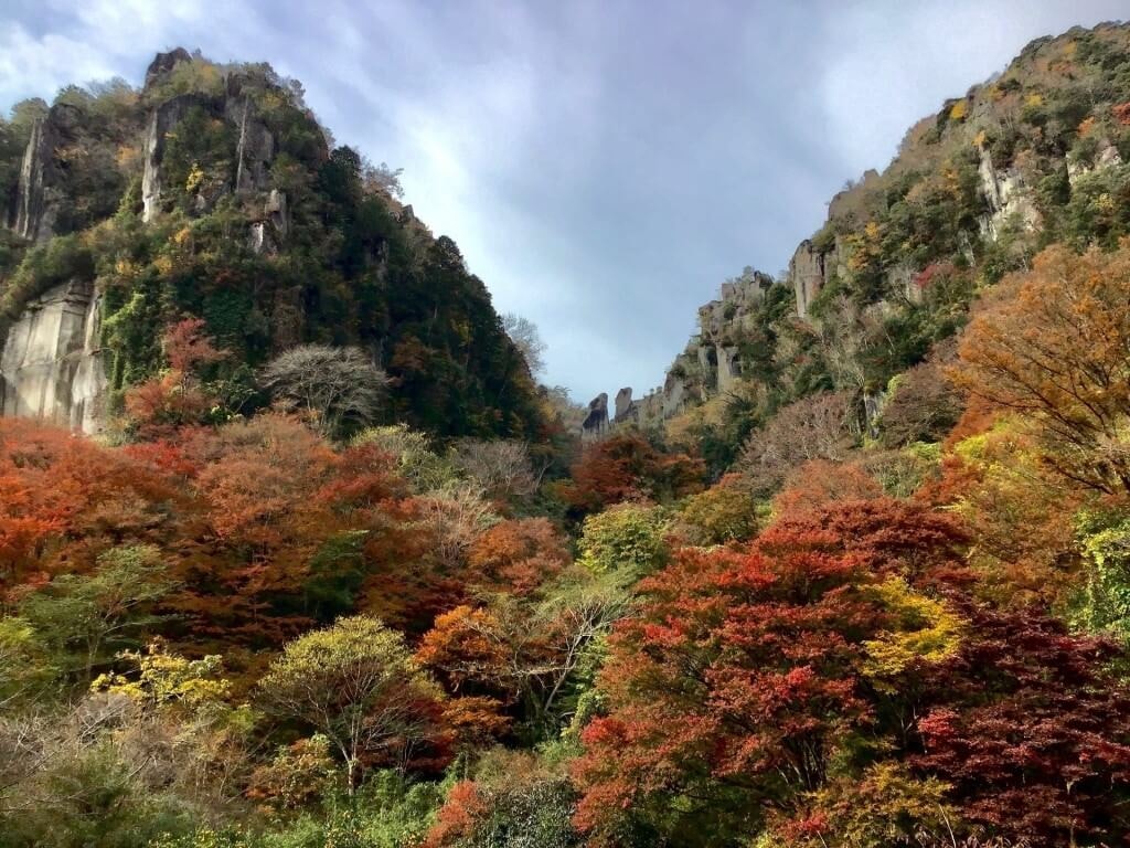 22年 九州の必見紅葉名所25選と見頃 山も渓谷も縁結び神社も 必見スポットまとめ Recotrip レコトリップ