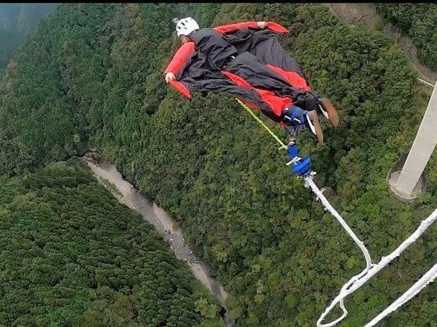 22年 全国のバンジージャンプおすすめスポット13選 スリル満点の絶景観光スポット Recotrip レコトリップ