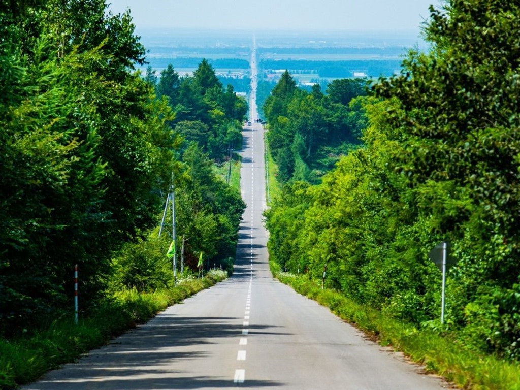 北海道が誇る絶景 知床斜里 天に続く道 の楽しみ方 名もなき展望台も見逃せない Recotrip レコトリップ