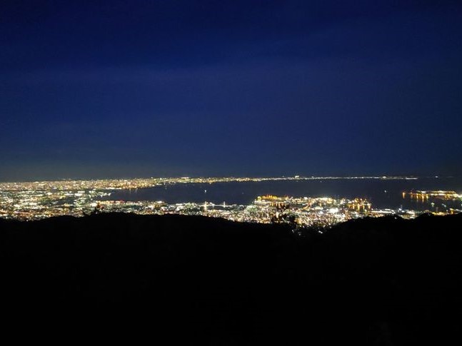 1000万ドルの夜景を一望 神戸 六甲山にある眺望スポット 六甲ガーデンテラス Recotrip レコトリップ
