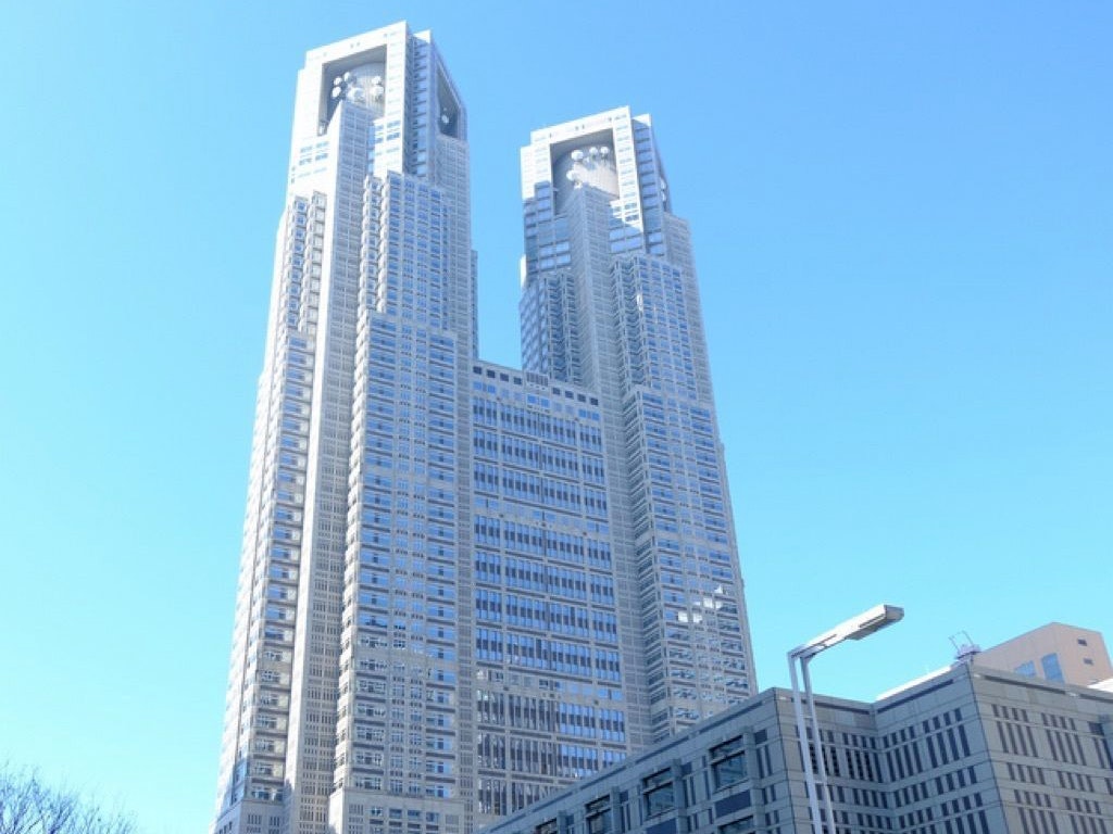 東京の街並みを一望 地上2mの絶景展望台 東京都庁展望室 は夜景も凄い Recotrip レコトリップ