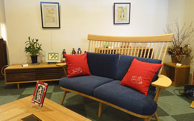 サロンの新スタイル・木の家具