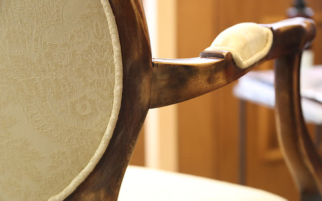 ヘアサロンRegiloの空間プロデュース＆こだわりのインテリア | エイジング加工