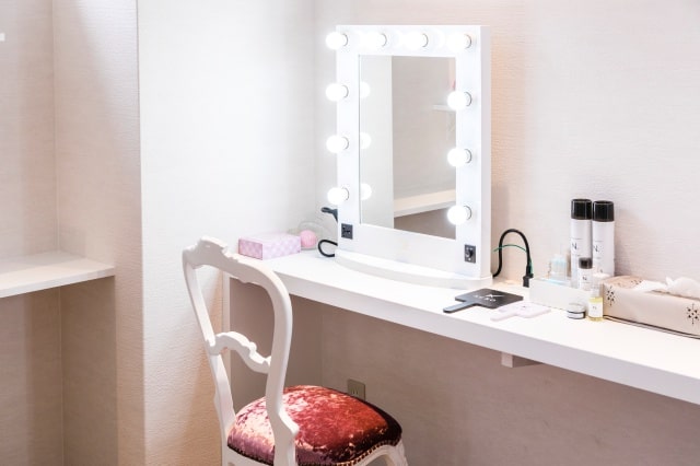 batch_190306_070_4972-min