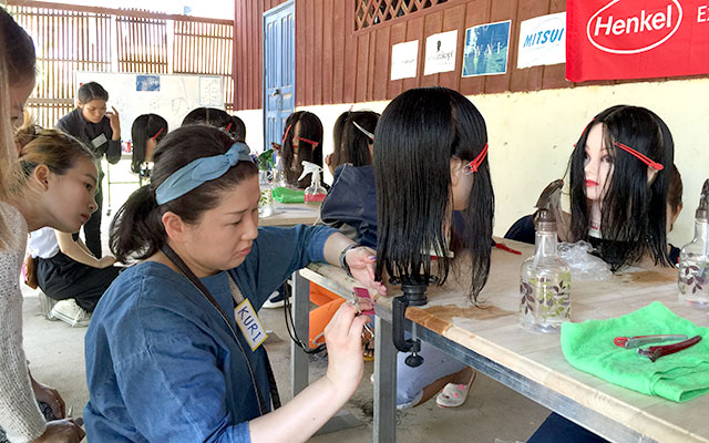 未来をつなぐ夢はさみ