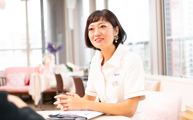 ハリウッド美容専門学校_岡崎蘭