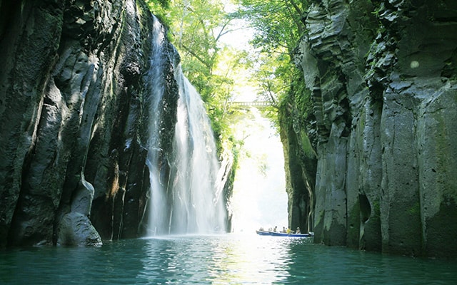 3_d9faffcdcb428bb29e7c92f2540a7971_m-min