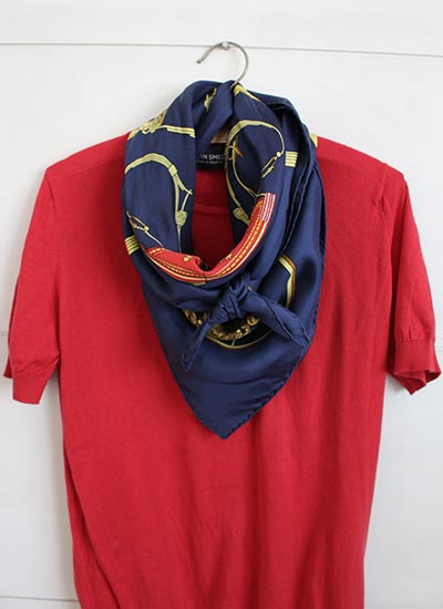 サロンでも目を引く小物使いでおしゃれに！