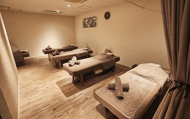 『おふろcafé BIVOUAC』 ＆『aura』