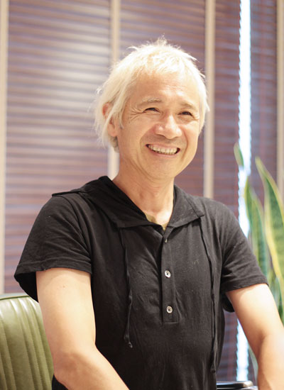 古里オサム さん