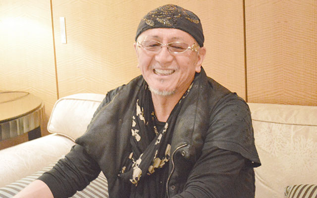 デューク更家さん