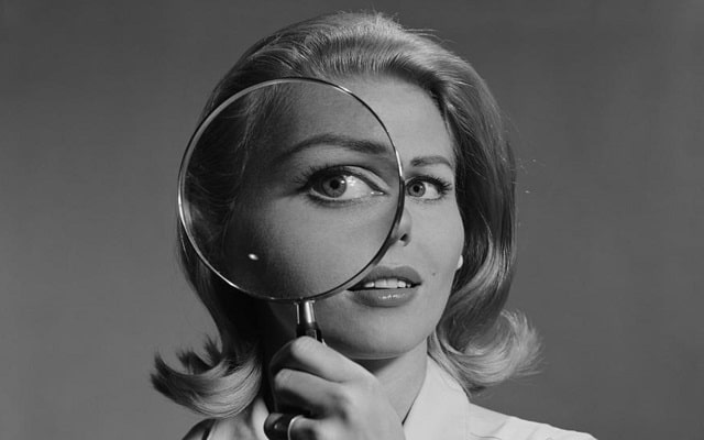 アイデザイナー　まつエク施術に必要な資格