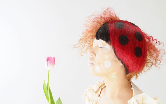 てんとう虫ヘアスタイル