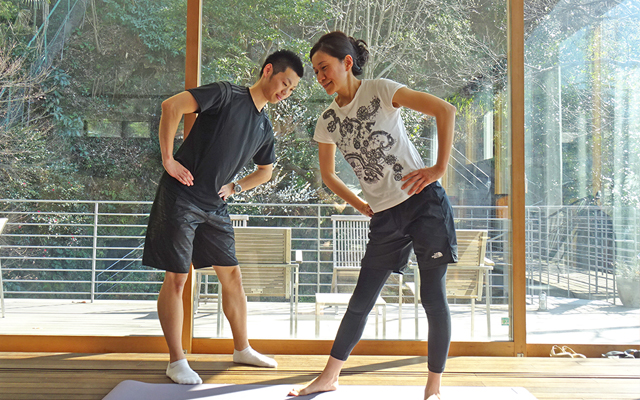 飯野慎也さんと女性