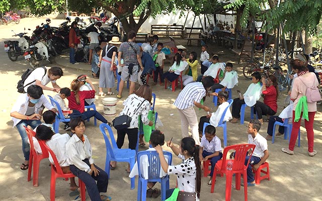 未来をつなぐ夢はさみ