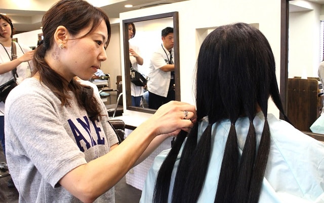 へアドネーション