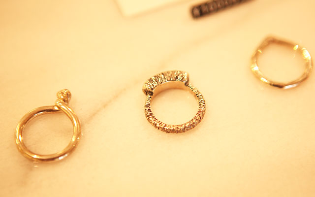 ASAMI FUJIKAWAのリング