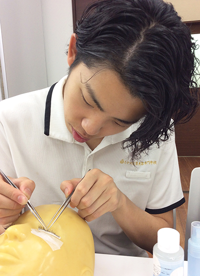 学生たちのリアルをお届け！たかの友梨美容専門学校