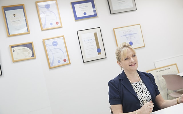 パメラ・アドキンズ先生