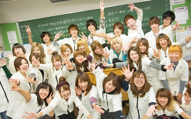 千葉美容専門学校