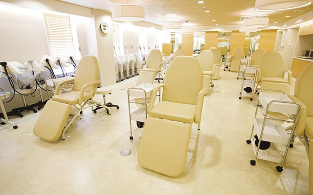 千葉ビューティーアート専門学校